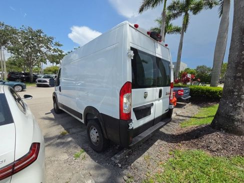Used 2015 RAM ProMaster 1500 w/ Premium Appearance Group FWD image 11