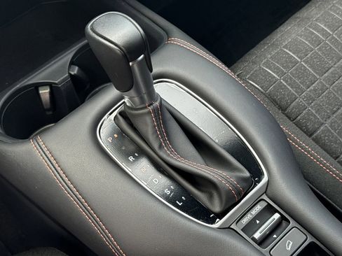 Used 2024 Honda HR-V Sport image 17