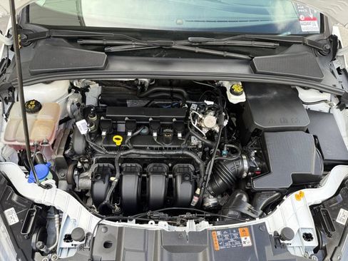Used 2018 Ford Focus SEL FWD image 19