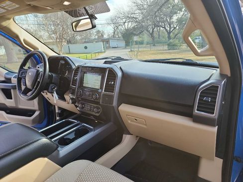 Used 2016 Ford F150 XLT w/ Equipment Group 301A Mid image 44