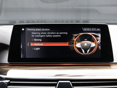 Used 2019 BMW 640i Gran Turismo xDrive image 95