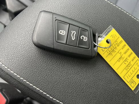 Certified 2025 Volkswagen Taos S image 31