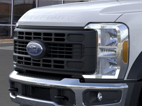New 2026 Ford F450 XL w/ XL Driver Assist Package image 17