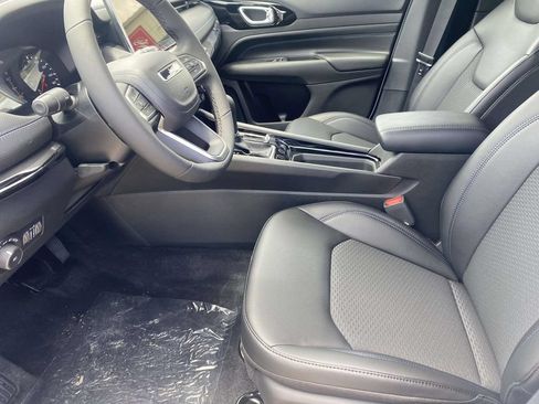 New 2026 Jeep Compass Latitude AWD/4WD image 15