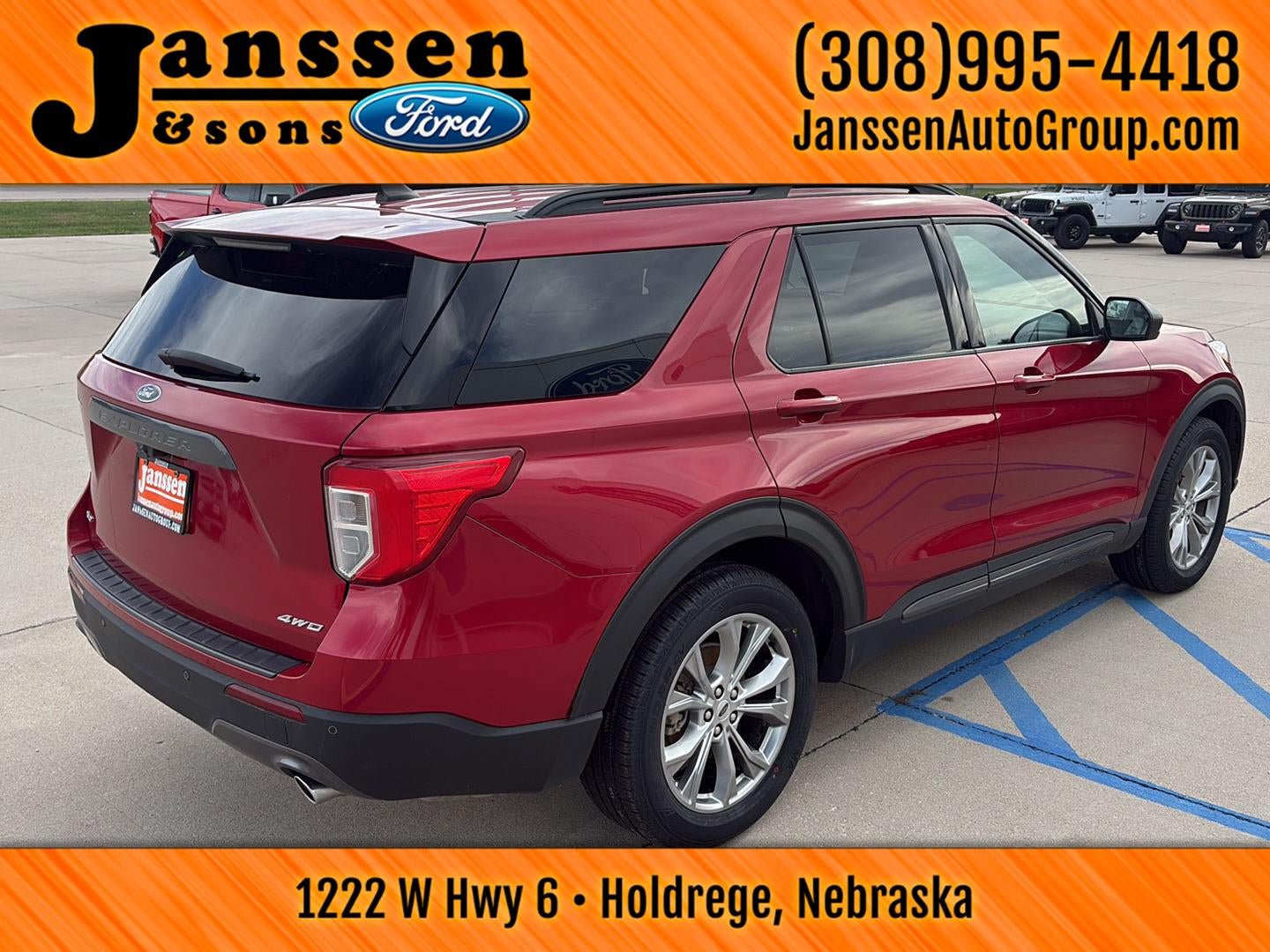 Used 2021 Ford Explorer XLT w/ Equipment Group 202A AWD/4WD image 6