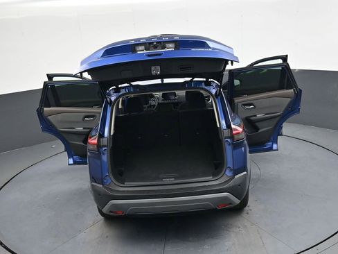 Used 2023 Nissan Rogue SV image 46