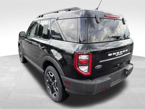 Used 2023 Ford Bronco Sport Outer Banks w/ Tech Package AWD/4WD image 6