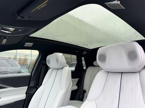 New 2026 Cadillac Lyriq Premium Sport image 21