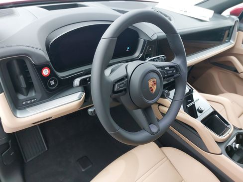 New 2026 Porsche Cayenne image 4