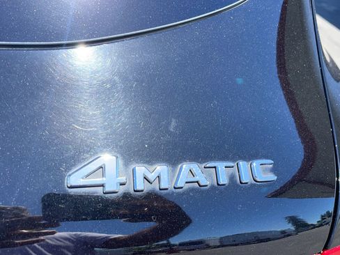 Used 2019 Mercedes-Benz GLC 300 4MATIC image 47