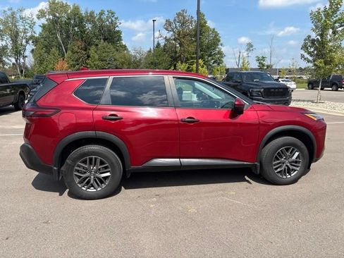 Used 2021 Nissan Rogue S FWD image 6