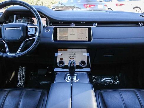 Used 2022 Land Rover Range Rover Evoque SE image 13