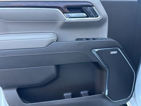 Used 2023 GMC Sierra 1500 SLT image 9