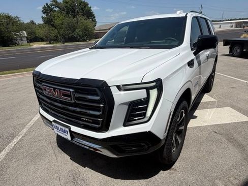 New 2026 GMC Yukon AT4 w/ AT4 Premium Package AWD/4WD image 33