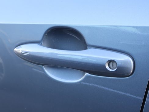 Used 2024 Toyota Corolla SE image 16