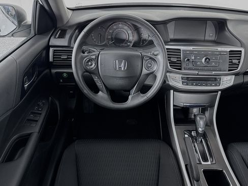 Used 2015 Honda Accord Sport image 20