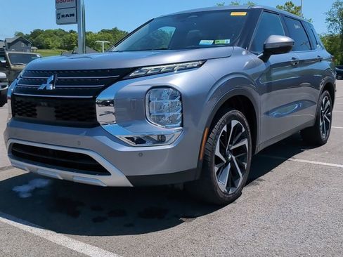 Used 2024 Mitsubishi Outlander SE AWD/4WD image 7
