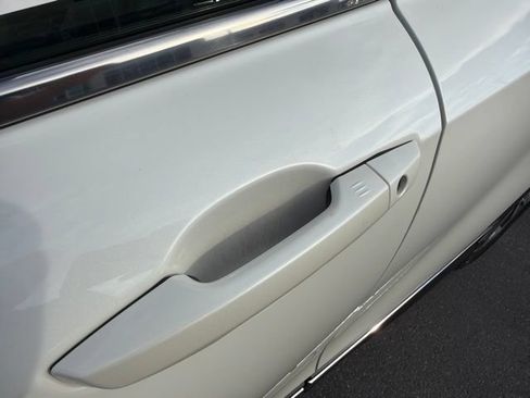 Used 2017 Honda CR-V Touring image 14