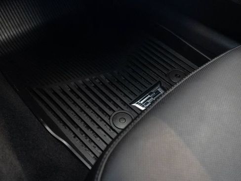 Used 2025 Cadillac CT4 Premium Luxury w/ LPO, Exterior Accent Package RWD image 31