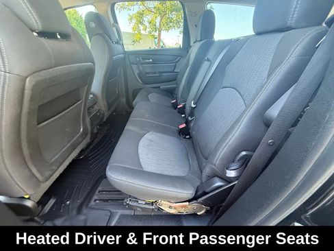 Used 2017 Chevrolet Traverse LT w/ Style and Technology Package image 24