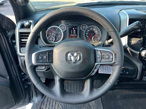 Certified 2025 RAM 2500 Big Horn AWD/4WD image 11