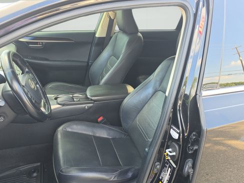Used 2016 Lexus NX 200t FWD w/ Luxury Package image 9