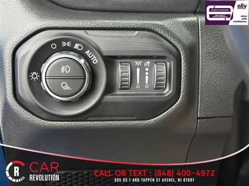 Used 2022 Jeep Gladiator Overland AWD/4WD image 24