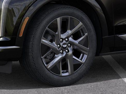 New 2026 Cadillac Optiq Luxury 1 image 10