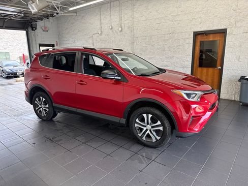 Certified 2016 Toyota RAV4 LE AWD/4WD image 1