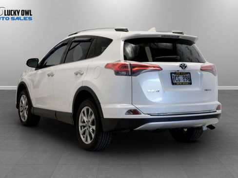 Used 2017 Toyota RAV4 Limited FWD image 5
