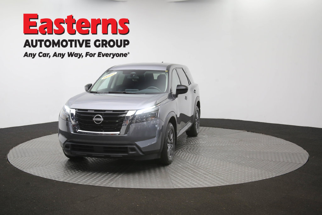Used 2024 Nissan Pathfinder S AWD/4WD image 56