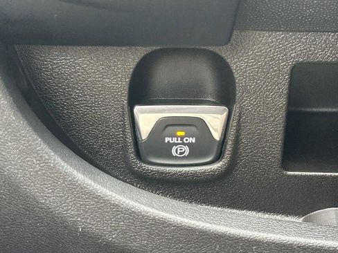 Used 2023 RAM ProMaster 2500 image 38