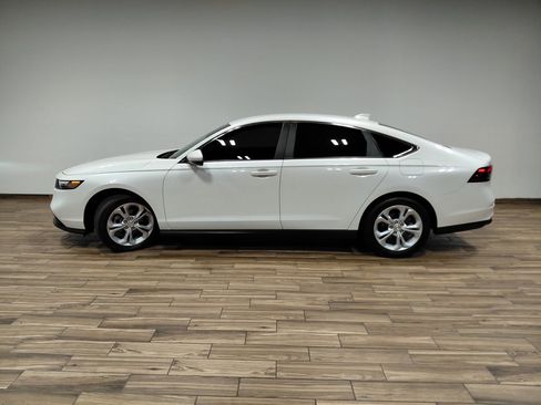 Used 2023 Honda Accord LX image 22