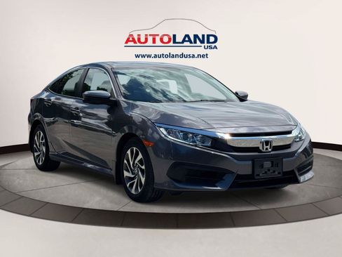 Used 2018 Honda Civic EX image 2