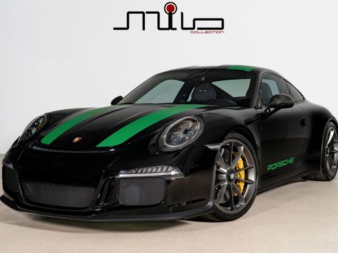 Used 2016 Porsche 911 R image 1