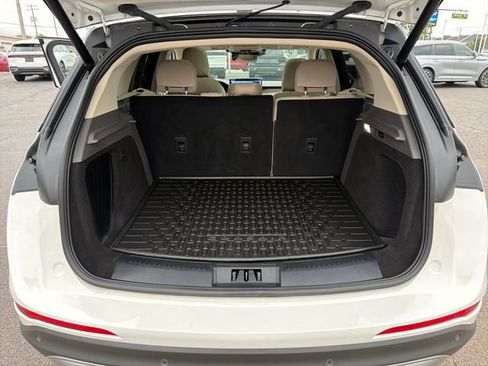 Used 2024 Lincoln Corsair AWD w/ Equipment Group 101A image 29
