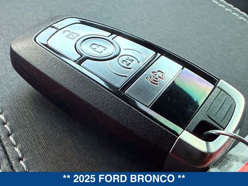 New 2025 Ford Bronco Badlands AWD/4WD image 56