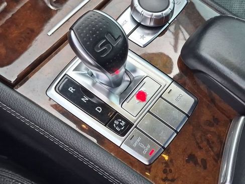 Used 2013 Mercedes-Benz SL 550 image 14