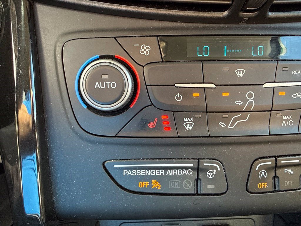 Used 2019 Ford Escape Titanium FWD image 18