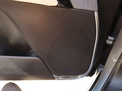 Certified 2026 Cadillac Escalade Platinum Sport w/ LPO, Floor Liner Package AWD/4WD image 42