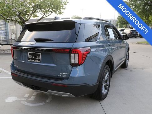 Used 2025 Ford Explorer Active w/ Active Comfort Package AWD/4WD image 6