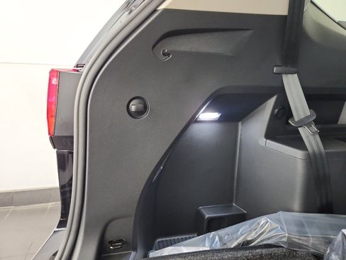 New 2026 Volkswagen Atlas Peak Edition AWD/4WD image 37