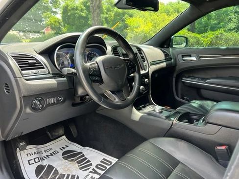 Used 2021 Chrysler 300 S RWD image 11