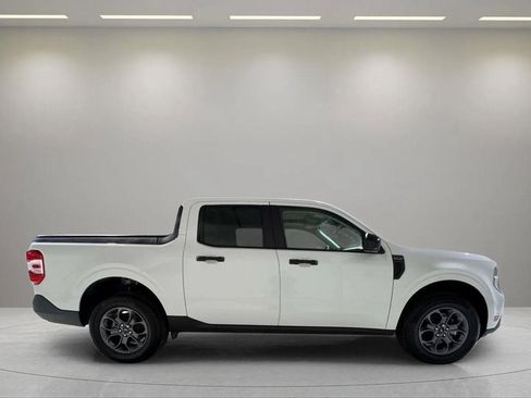 Used 2025 Ford Maverick XLT w/ XLT Luxury Package image 2
