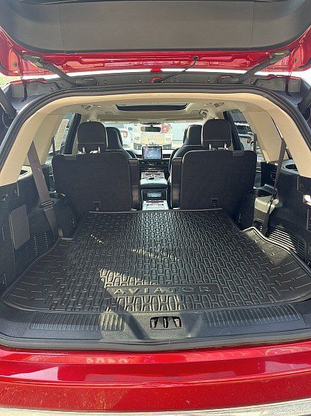 Used 2020 Lincoln Aviator Reserve w/ Equipment Group 202A AWD/4WD image 19