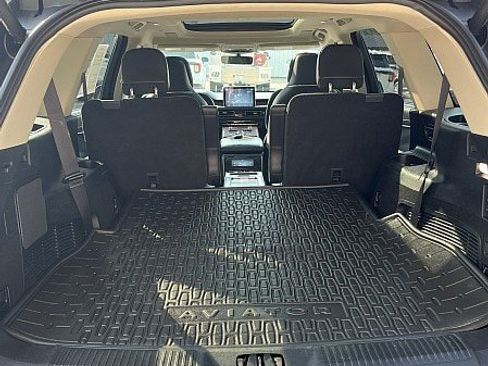 Used 2020 Lincoln Aviator Reserve w/ Equipment Group 202A AWD/4WD image 19