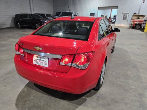 Used 2016 Chevrolet Cruze LS FWD image 10