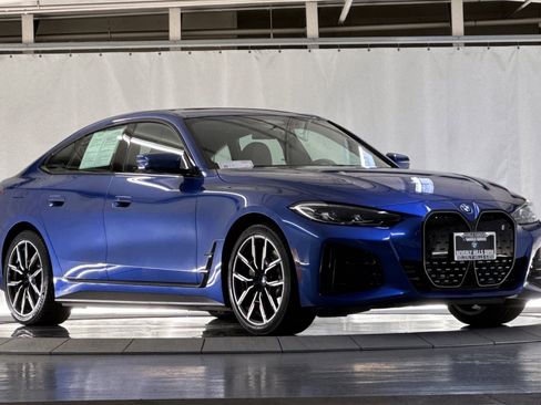 Used 2023 BMW i4 eDrive40 w/ M Sport Package RWD image 6