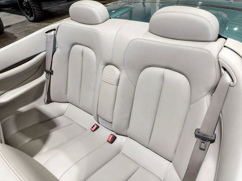 Used 1999 Mercedes-Benz CLK 320 Cabriolet image 6