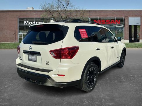 Certified 2020 Nissan Pathfinder SL image 4